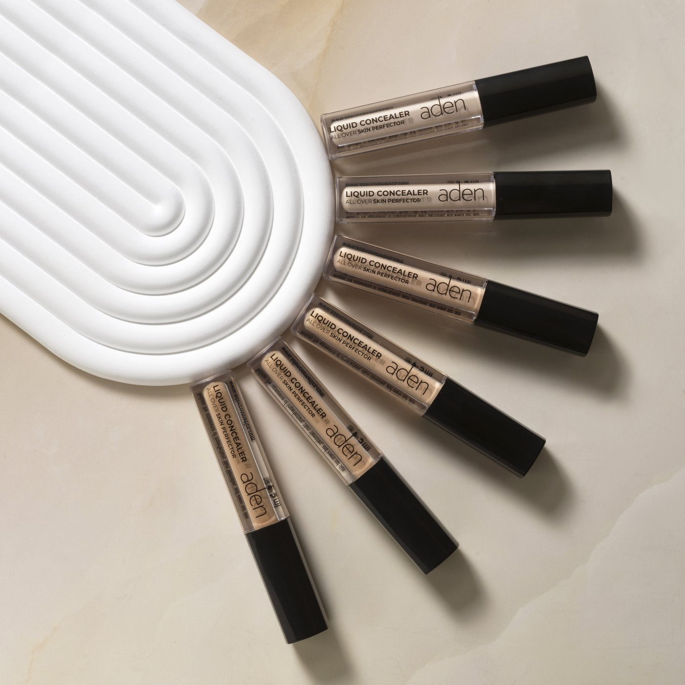 Corrector líquido de cobertura perfecta