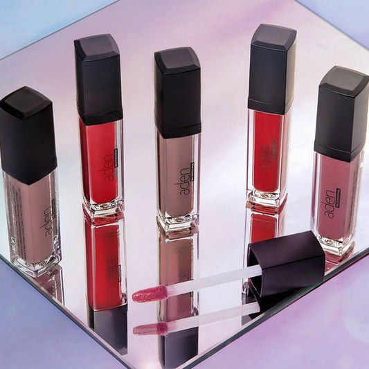 Laca de labios voluminizadora Aden